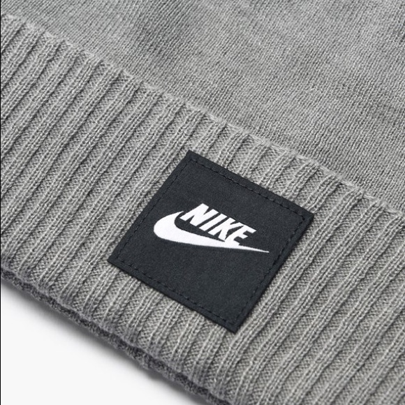 Nike Futura Knit Adult Unisex Grey Beanie Hat - Picture 2 of 2